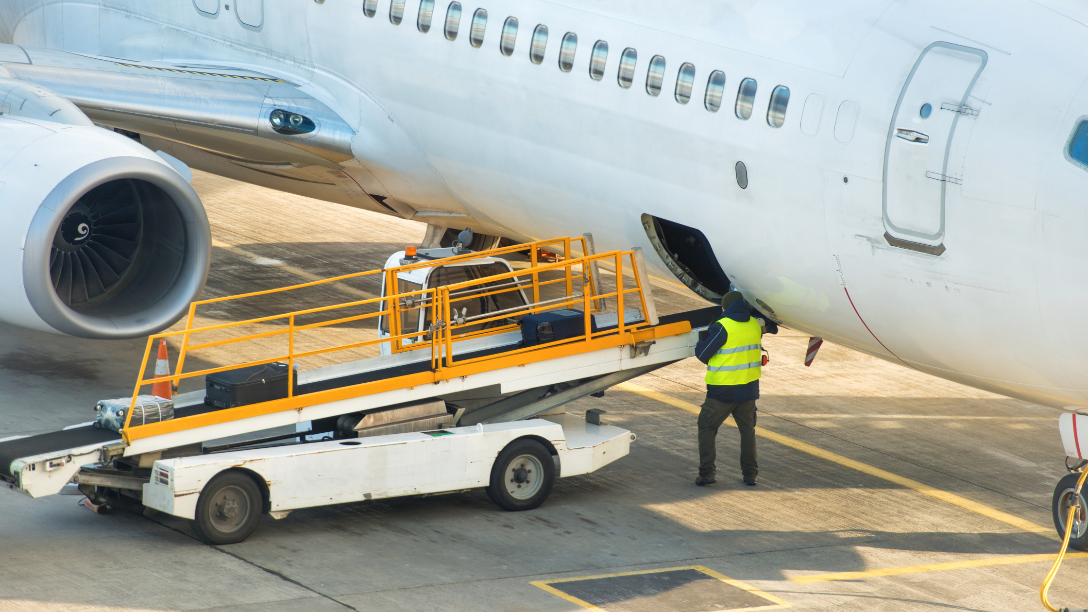 Baggage Handlers in Italy Plan To Strike, March 16th