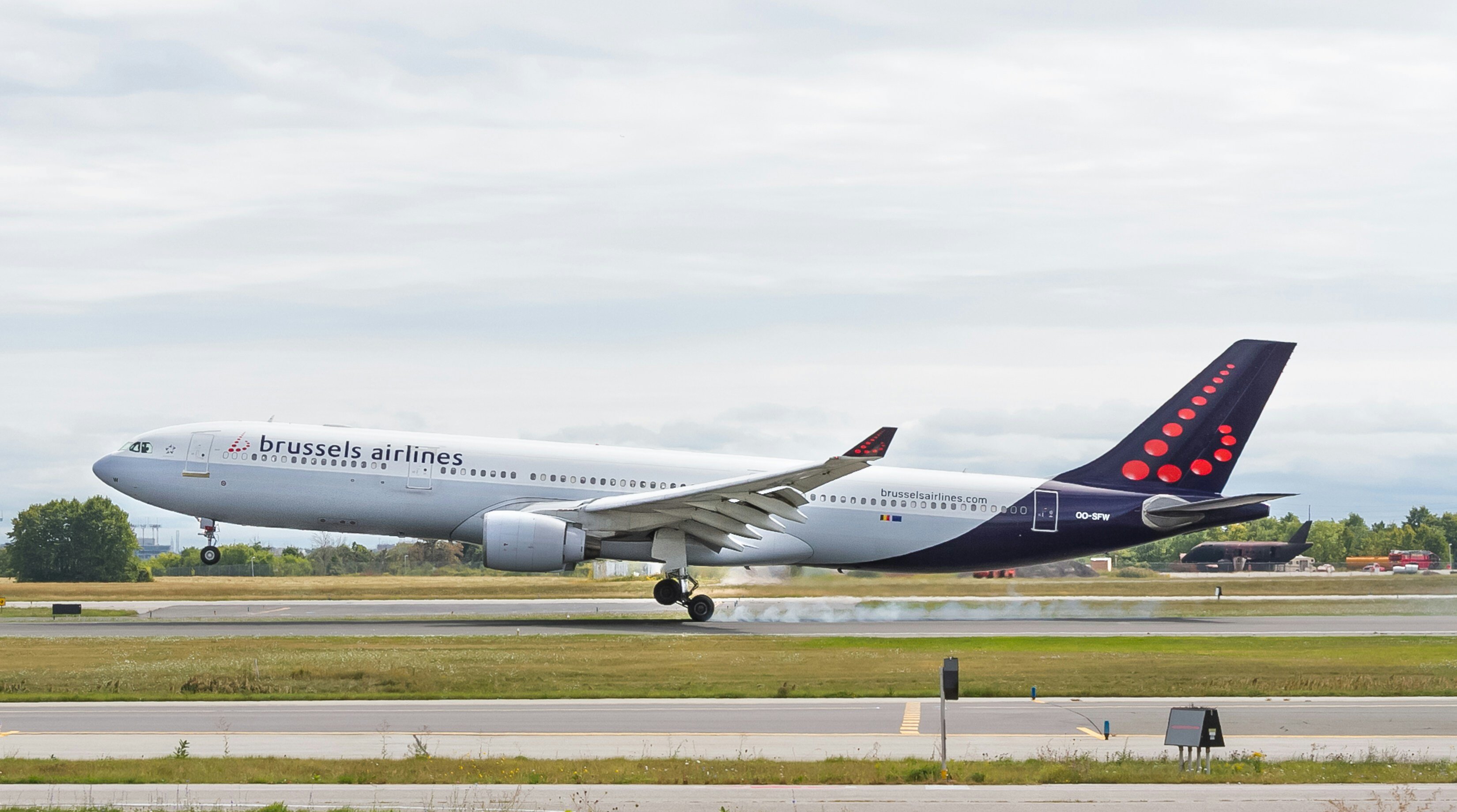 Brussels Airlines Cancels Most Flights on October 1st Due to Security Workers Strike