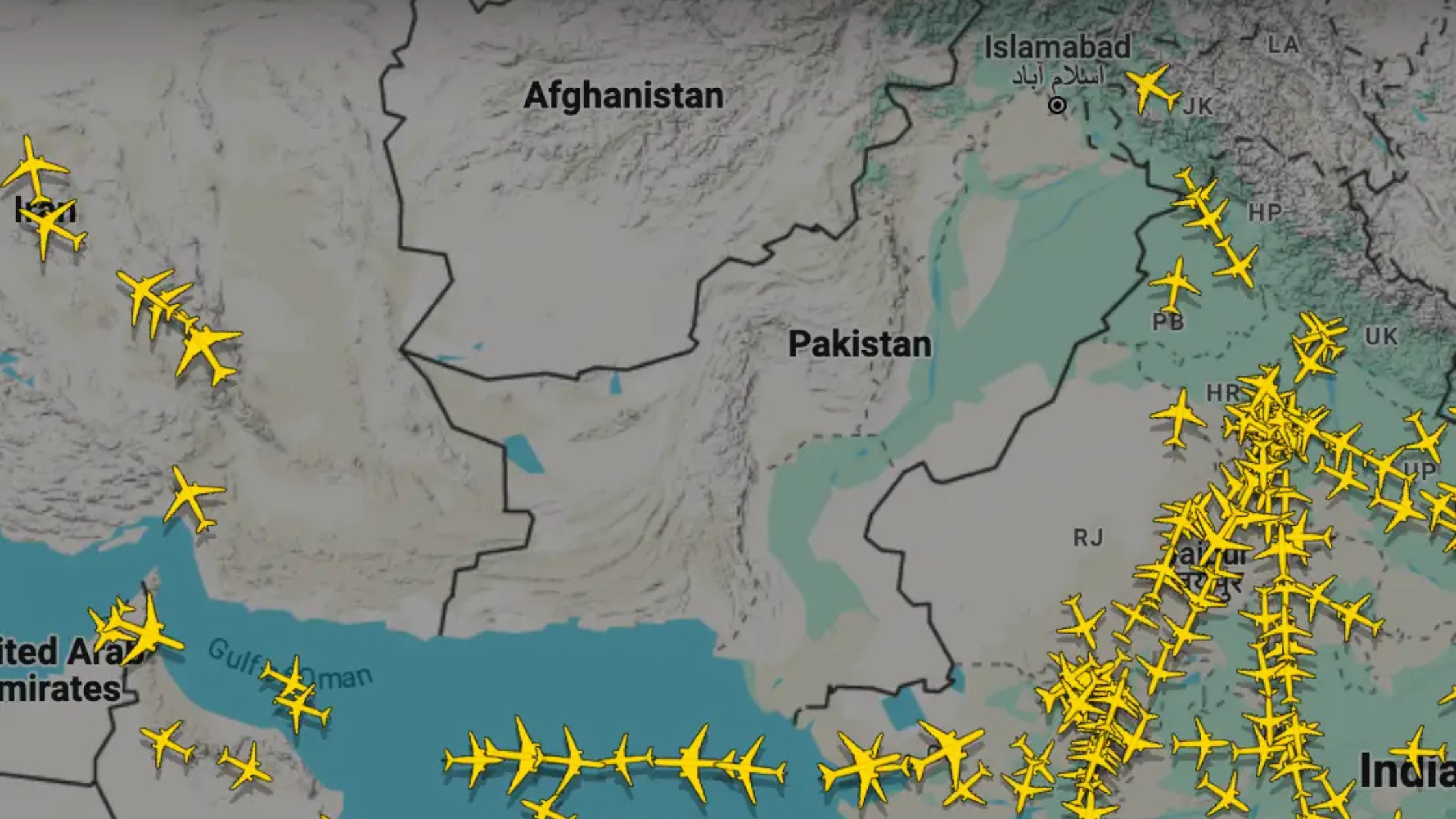 Airlines Suspend Flying Over the Pakistan Airspace